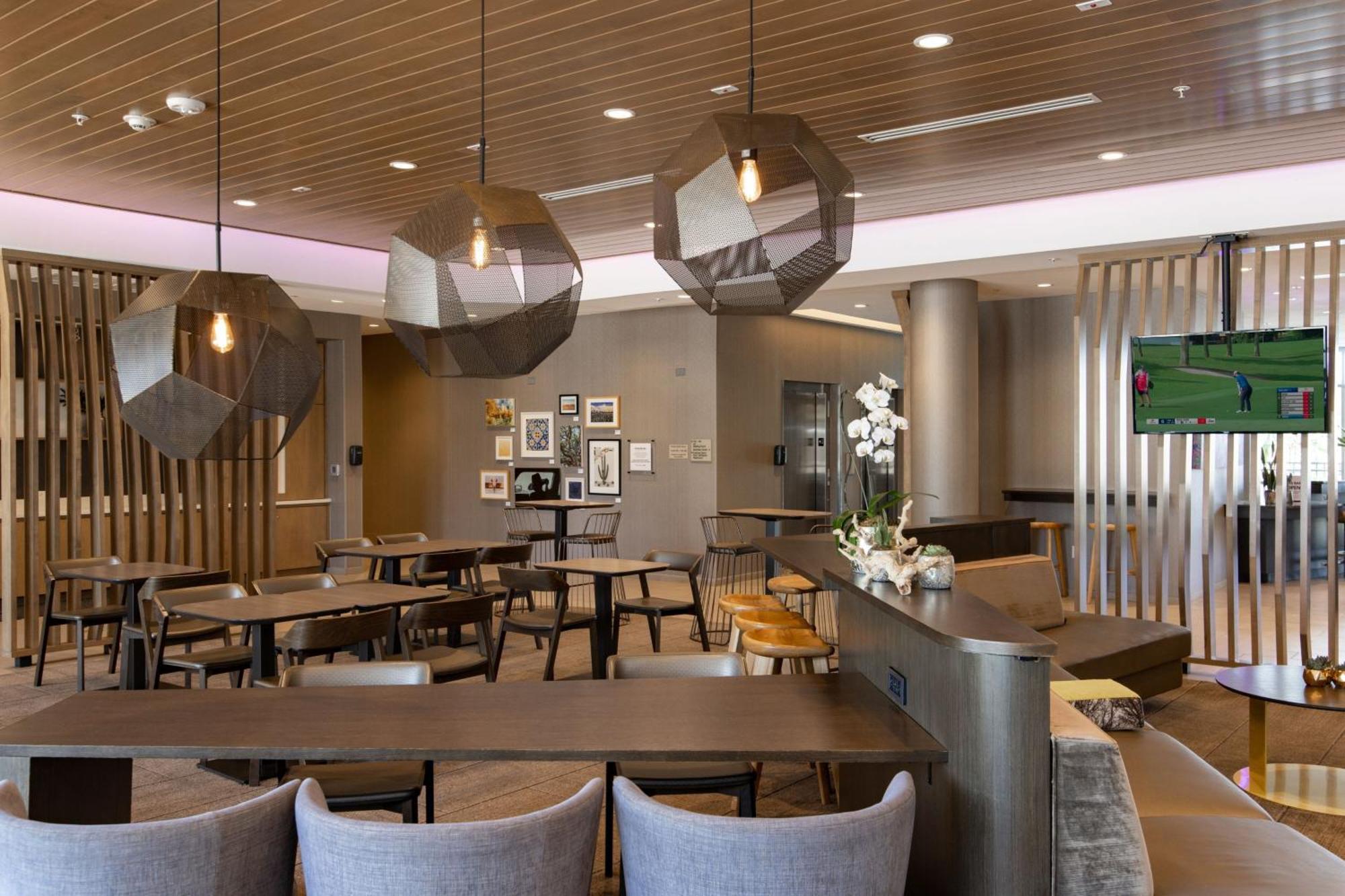 Hotel Springhill By Marriott Austin