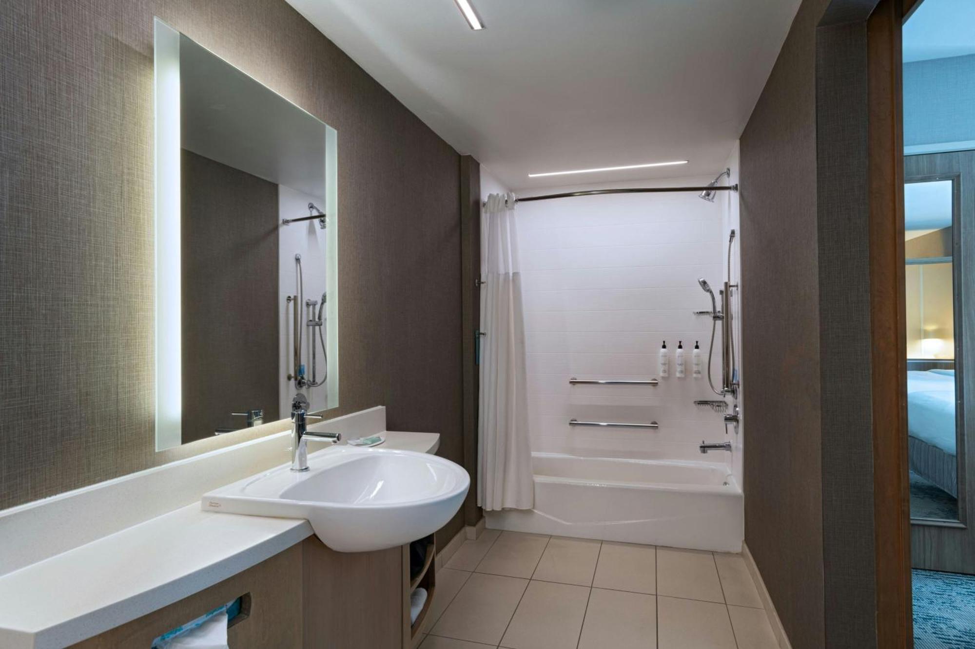 Springhill By Marriott Austin 3*