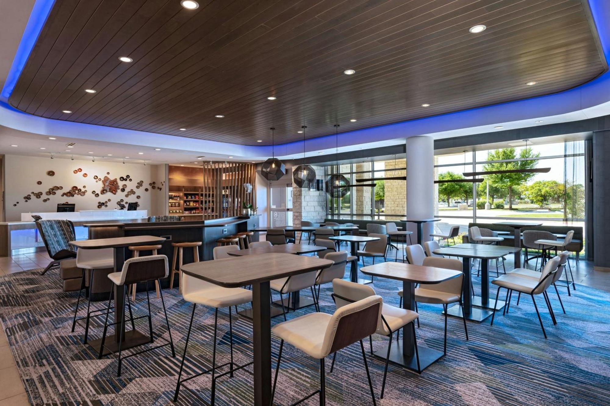 Springhill By Marriott Austin Hotel 3*